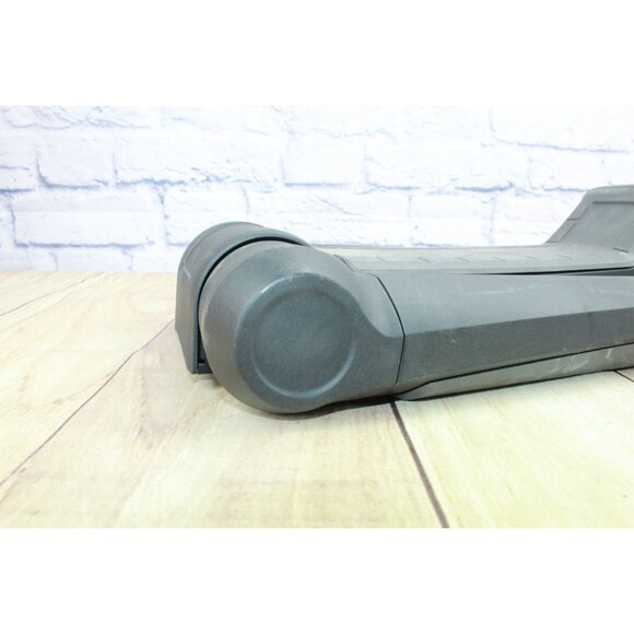 Thule Hull A Port Aero Rooftop kayak Carrier Sold As Is - Picture 6 of 10